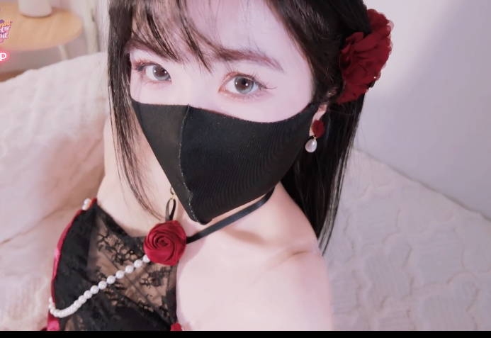 极品清纯嫩妹-懒懒猪（琪琪） -新 寂寞少妇房东干大学生的精液（1V,1G）